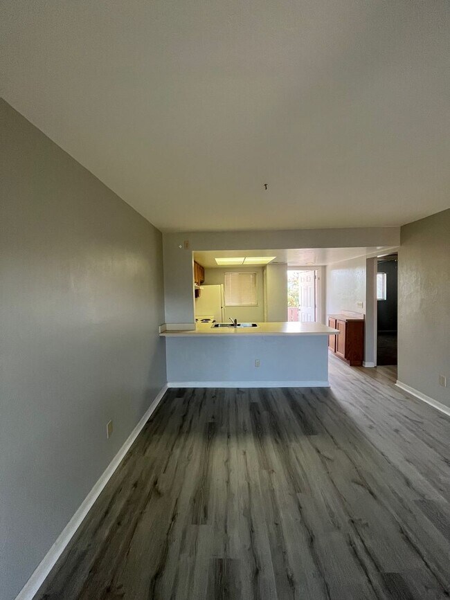 Foto del edificio - Tradewinds I Unit 2405