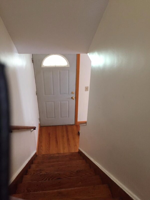 Building Photo - 61 Pershing St