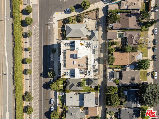 Foto del edificio - 11908 Exposition Blvd