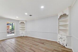 Building Photo - 1810 Indian Shores Rd