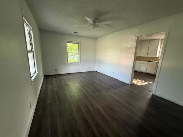 Foto del edificio - 1557 Sycamore St