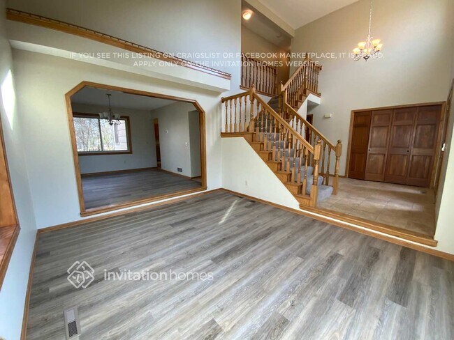 Foto del edificio - 14371 Raven St NW