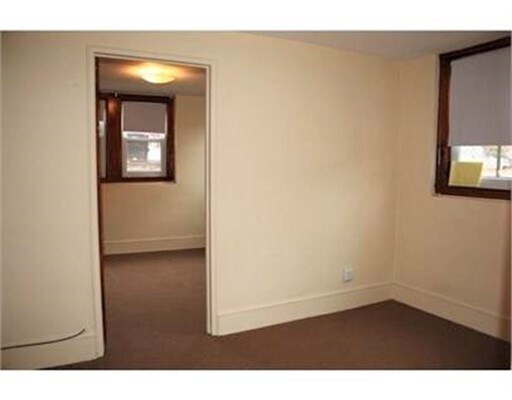 Primary Photo - 32 Tappan St