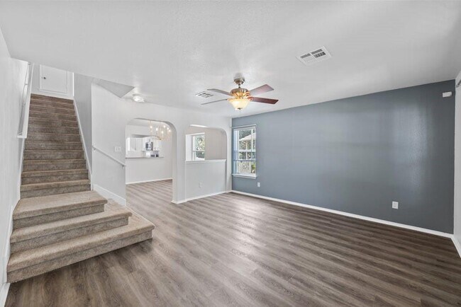 Building Photo - 201 Cadillac Cove
