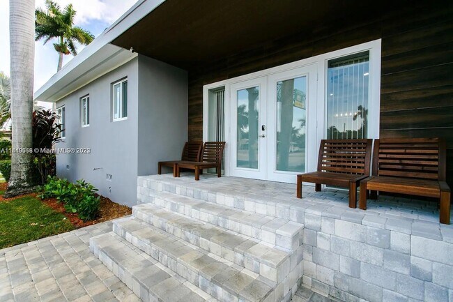 Foto del edificio - 800 Hollywood Blvd