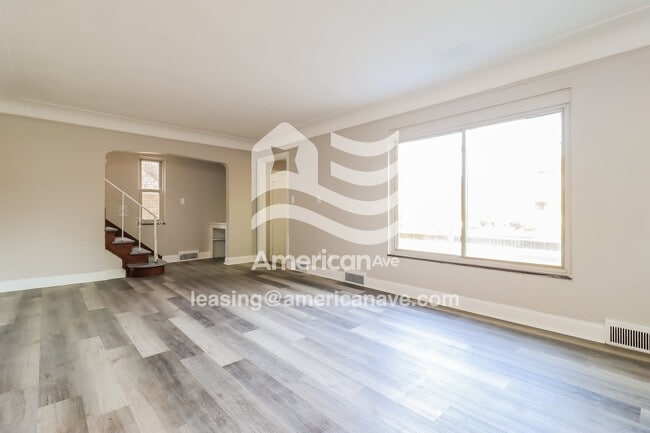 Building Photo - 14350 Rutherford St