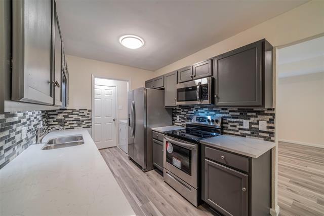 Building Photo - 3639 Hulen Park Cir