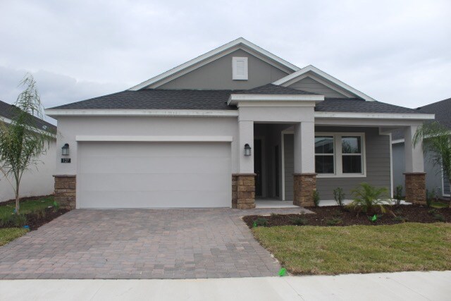 Primary Photo - 127 Aces High Ln