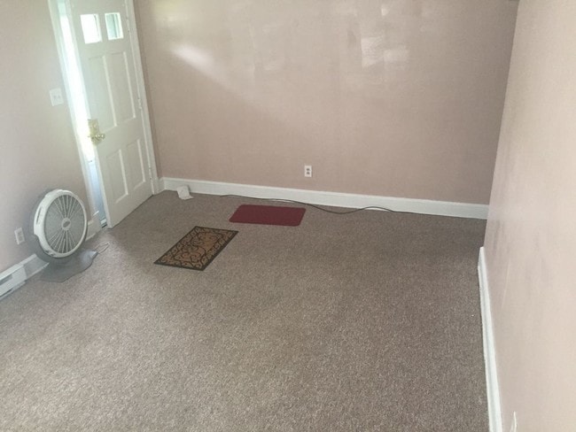 Building Photo - Quiet and Cozy 2bd in Fulton Hill
