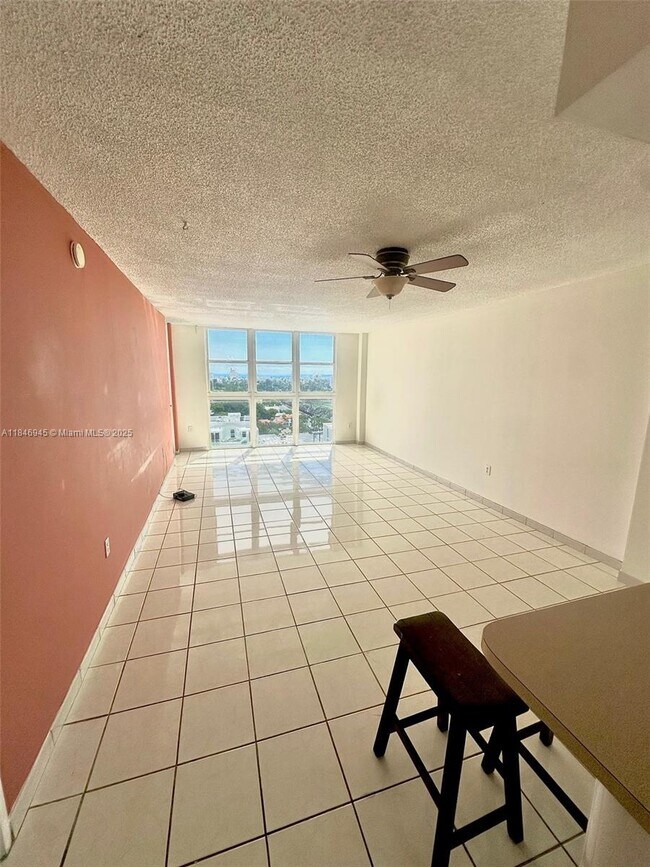 Foto del edificio - 1228 West Ave