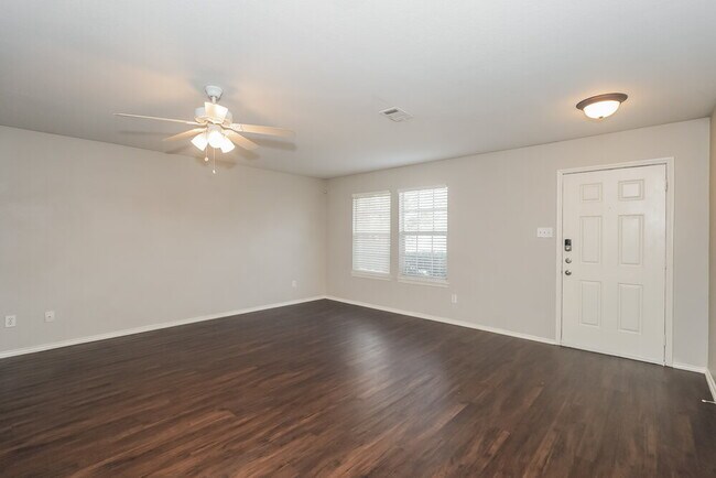 Foto del edificio - 2545 Grand Gulf Rd