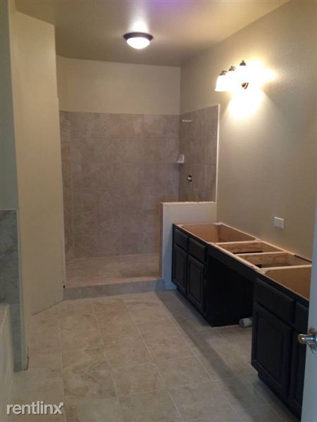 Fotografía del edificio - 6991 Mediterranean Dr