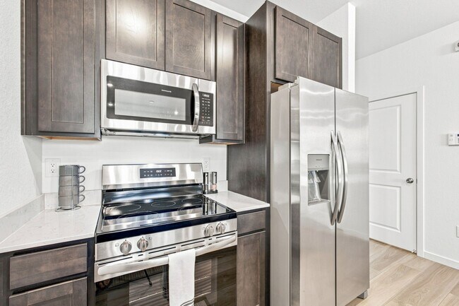 Foto del edificio - 8953 Whiteclover St