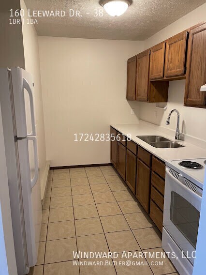 Foto del edificio - 160 Leeward Dr