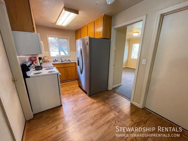 Building Photo - 1827 Harris St