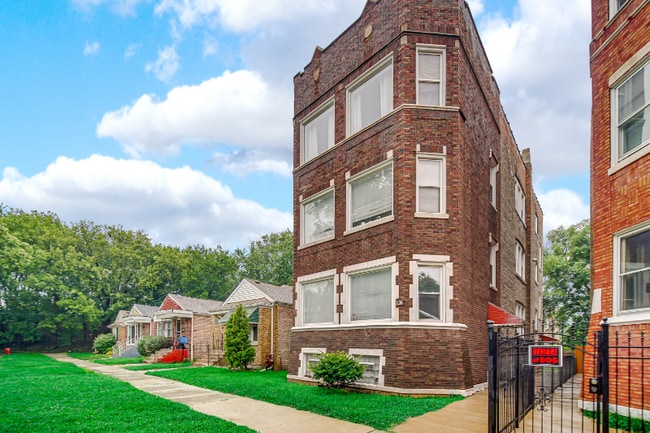 Photo - 1126 E 81st Pl Apartment
