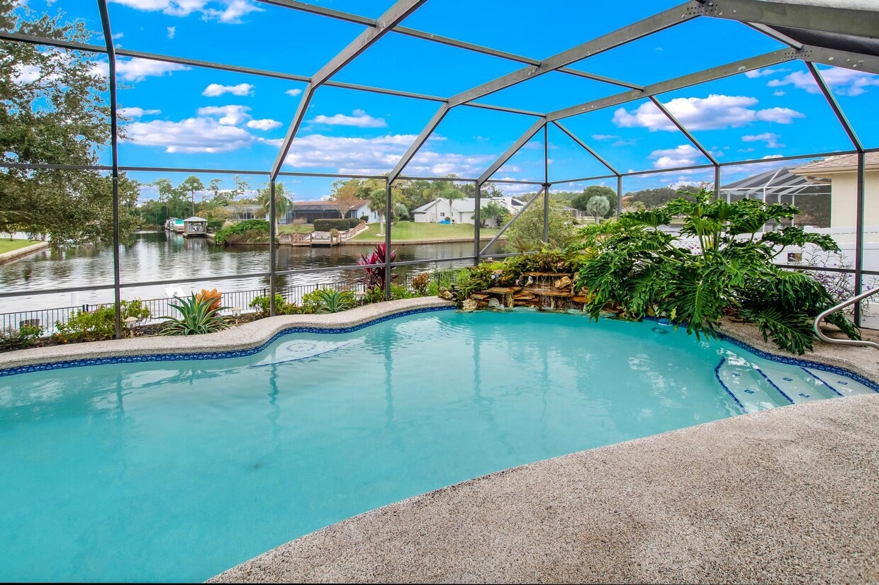 Vacation Rental with Pool in Palm Coast's C Section - 5 Collinson Ct