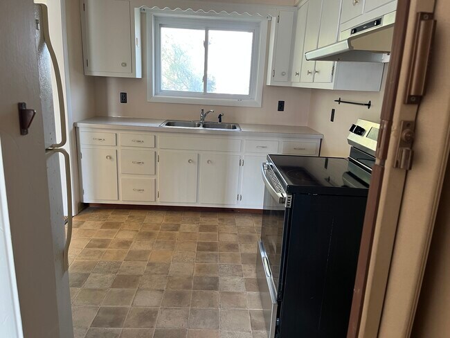 Building Photo - 535 S Wayne St