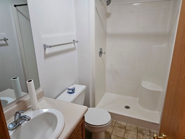 Foto del edificio - AVAILABLE FALL 2026!!!  Rent Reduced on this Incredible Newly Renovated 3 bedroom, 2-1/2 bath hom...
