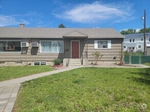 Building Photo - 312 Goethals Dr