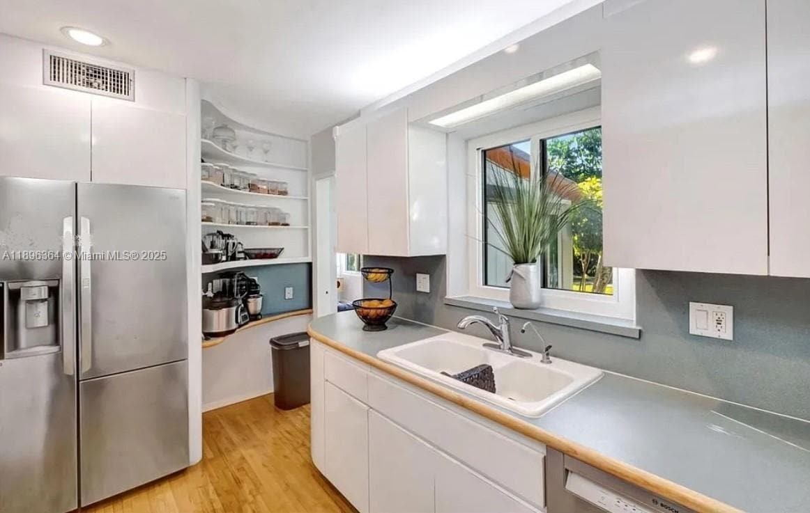 Foto del edificio - 258 NE 92nd St