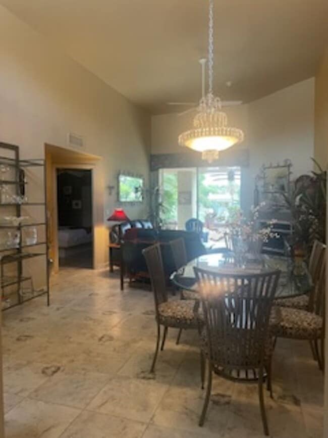 Foto del edificio - Tucson National Fully Furnished Home on the Golf Course