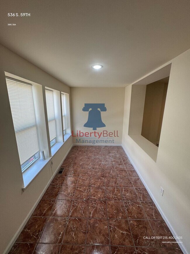 Foto del edificio - 536 S 59th St