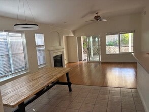 Building Photo - 4648 Teal Bay Ct