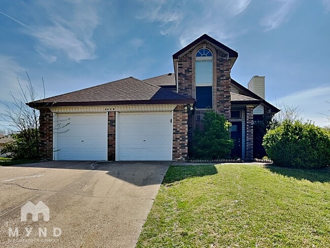 Building Photo - 6428 Fern Meadow Dr