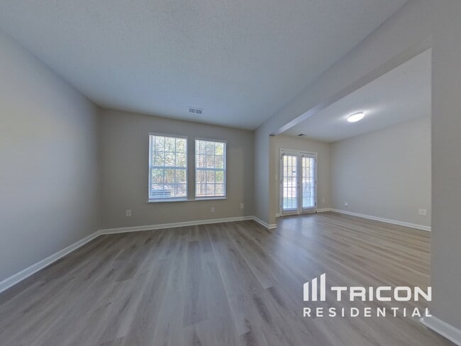 Foto del edificio - 133 Cottage Lake Way