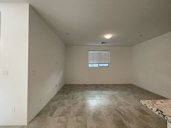 Building Photo - GATED 3 BED 2.5 BATH 2 CAR GARAGE + LOFT IN NORTH LAS VEGAS