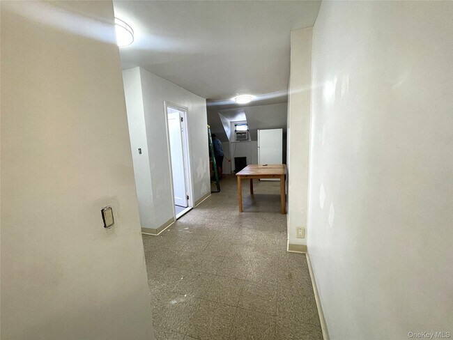 Building Photo - 33-27 89th St