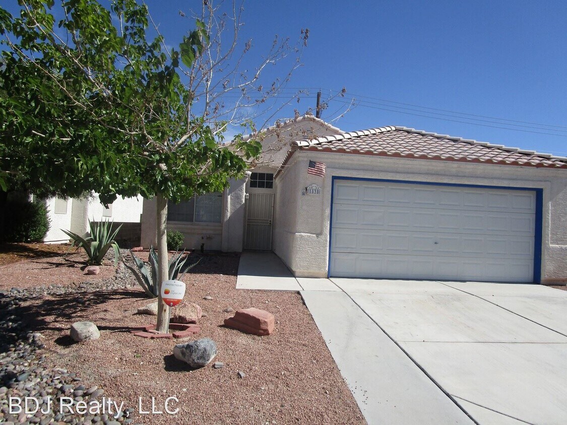 Primary Photo - 3 br, 2 bath House - 1838 CAPILANO LANE