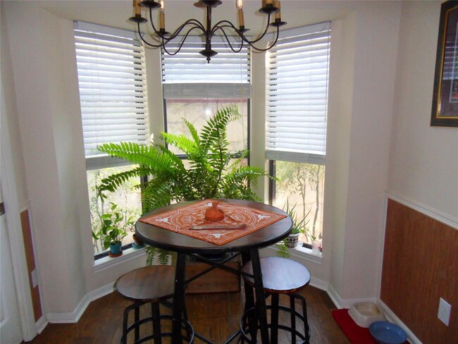 Foto del edificio - 6908 Dogwood Hollow