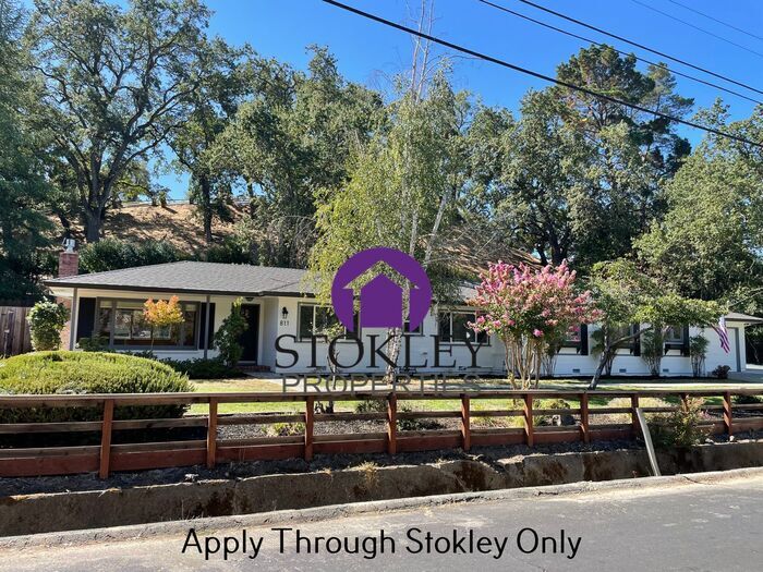 Primary Photo - Stokley Properties Presents 811 Holly Hill...