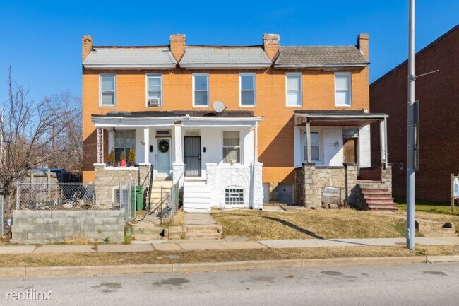 Foto del edificio - 4507 Park Heights Ave