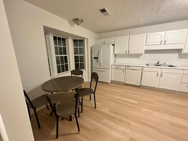 Photo - 1181 Vintage Pointe Dr Townhome