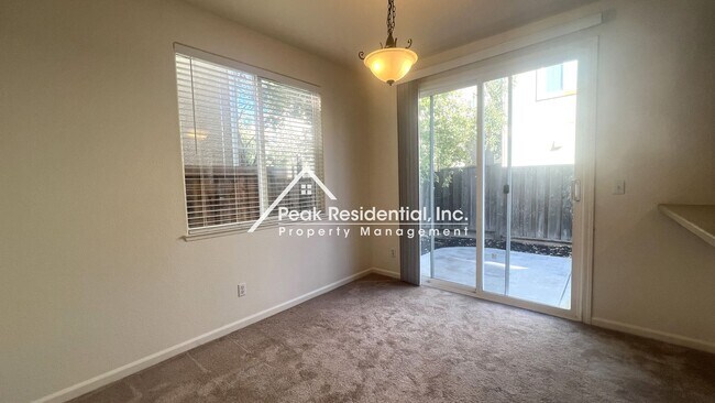 Building Photo - Wonderful North Natomas 4bd/2.5ba Home!