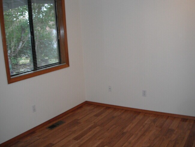 Foto del edificio - Charming Single-Level Home in Desirable Felida – 4 Bed, 2 Bath
