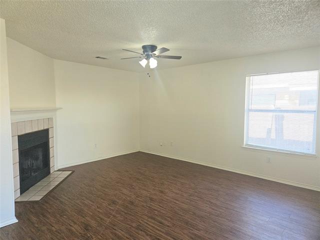 Foto del edificio - 4625 Goldrock Dr