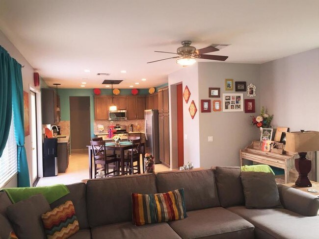 Foto del edificio - 33625 Marigold Ln