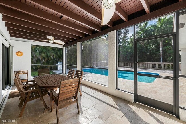 Building Photo - 4 br, 2 bath House - 6280 SW 56th Ct