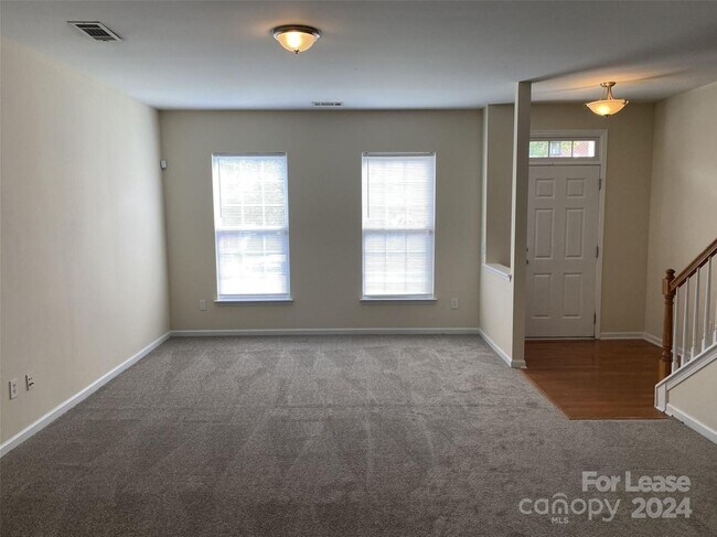Foto del edificio - 10020 Kings Parade Blvd