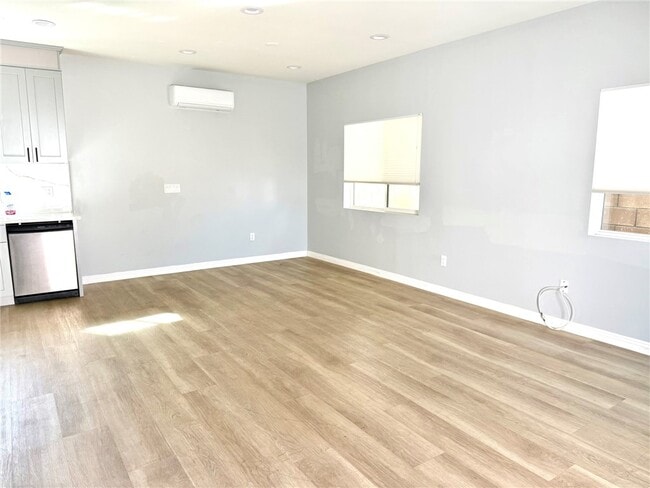 Building Photo - 2735 Earle Ave