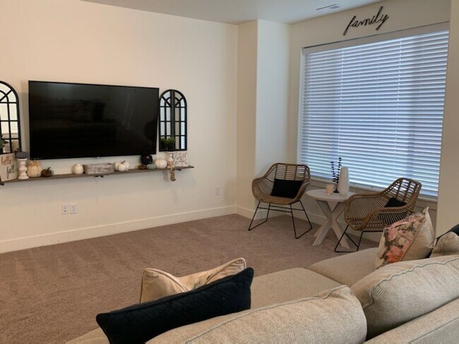 Foto del edificio - Pet friendly rental in Orem