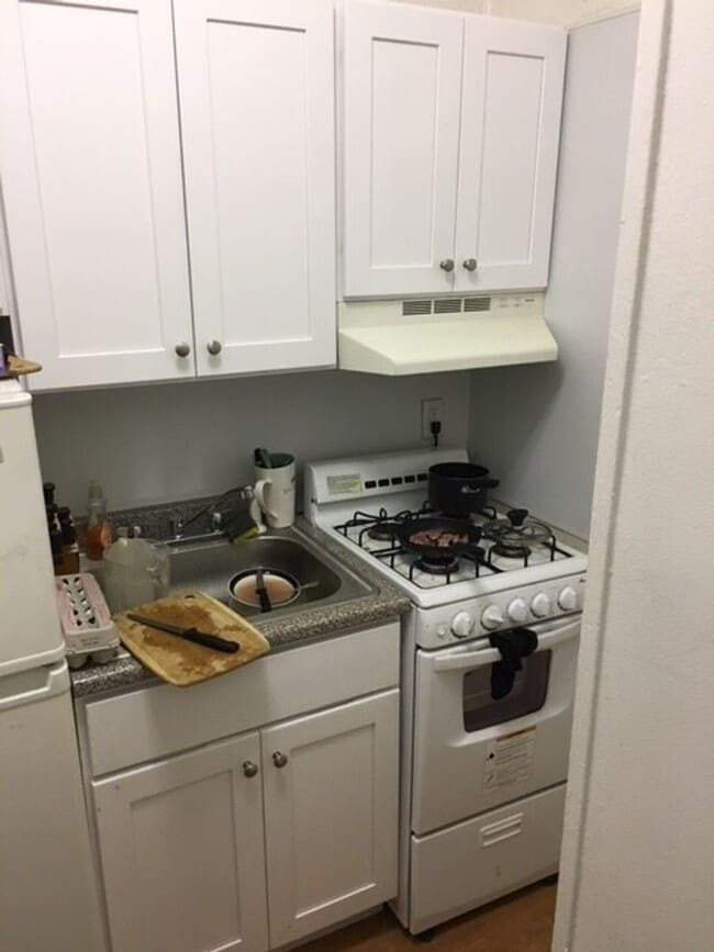 Foto del edificio - Beautiful 1 Bedroom Apt.