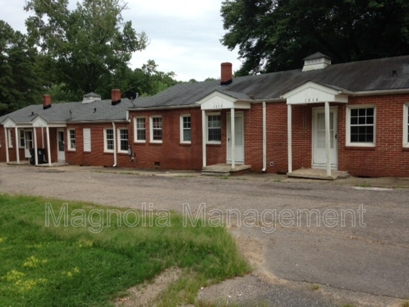 Foto principal - 1214 Parham St