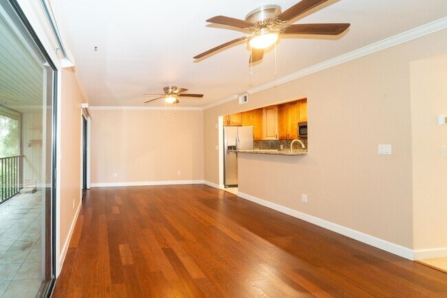 Building Photo - 6 Alcira Ct