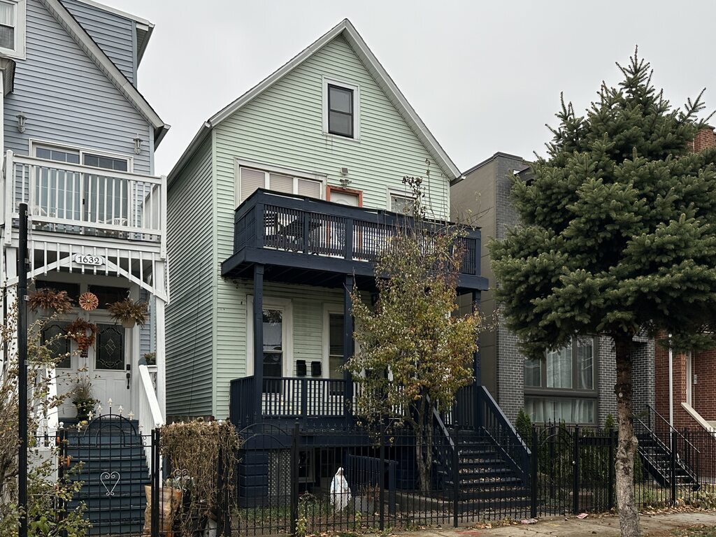 Foto principal - 1634 N Whipple St