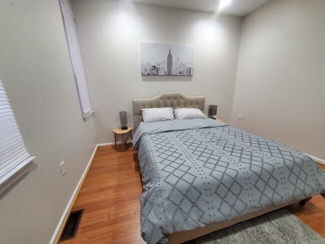Bedroom - 235 N 52nd St